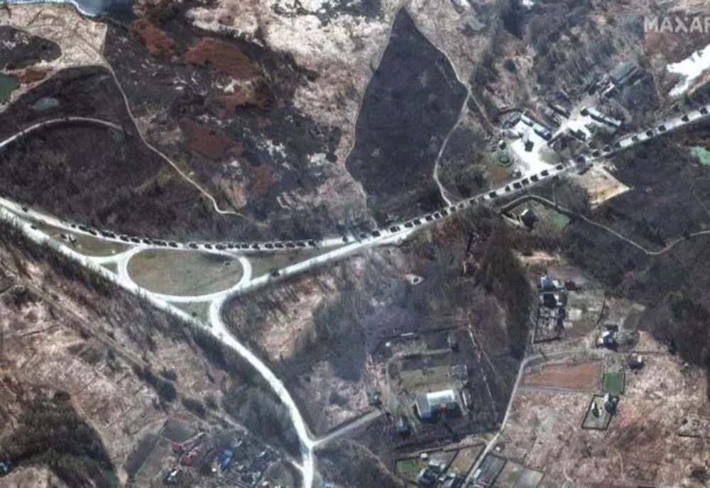 Război Ucraina, ziua 16. Putin schimbă planul: convoiul lung de 64 de km SE REGRUPEAZĂ. Incendiu puternic lângă o instalație nucleară - LIVE TEXT