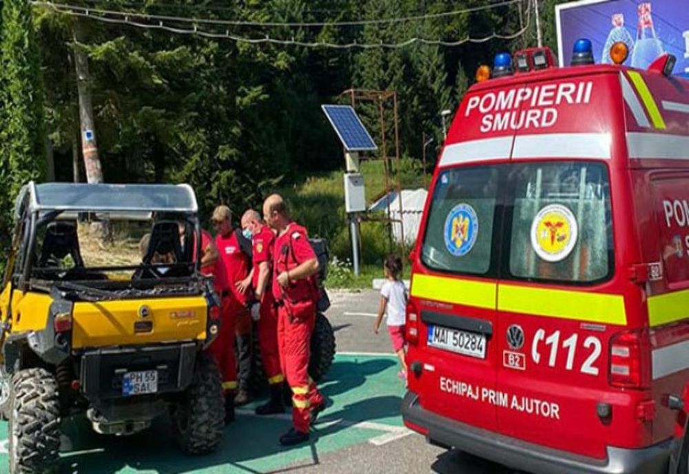 Tânără căzută cu ATV-ul într-o râpă