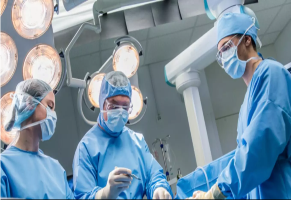 Nicio sterilizare nu poate îndepărta acest RISC. Ce spune președintele Colegiul Medicilor despre dispozitivele medicale prelevate de la MORȚI