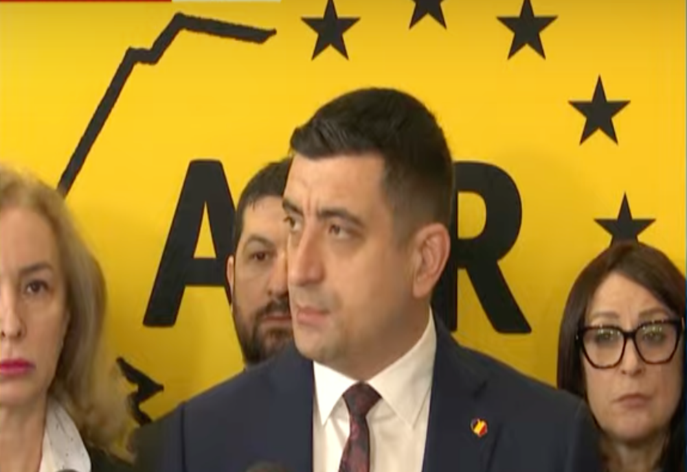 GEORGE SIMION, CRITICI LA ADRESA LUI CTP ȘI TRAIAN BĂSESCU: „UN DOVEDIT INFORMATOR AL SECURITĂȚII”