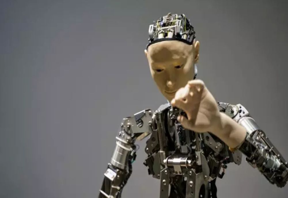 Inteligența artificială va atinge capacitatea umană în următorii 5-8 ani