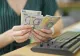 România începe 2026 cu excedent bugetar, după majorări de taxe și reduceri drastice de cheltuieli