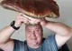 FOTO+VIDEO Ciuperci GIGANTICE culese de un brașovean