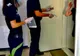 A predat la Poliţie un portofel plin cu bani