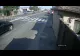 VIDEO Momentul în care doi pietoni sunt loviți, pe trecere, de un taxi!