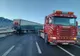 Un autocamion care a derapat a blocat Ocolitoarea Brașovului