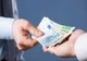 Leul pierde teren pe toate fronturile! Cât a ajuns euro, dolarul și francul elvețian. Aurul intră pe o pantă descendentă