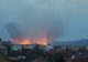 FOTO Incendiu violent de vegetaţie! Traficul pe DN1, blocat!