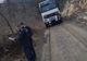 Prins de jandarmi în timp ce transporta, ilegal, lemne